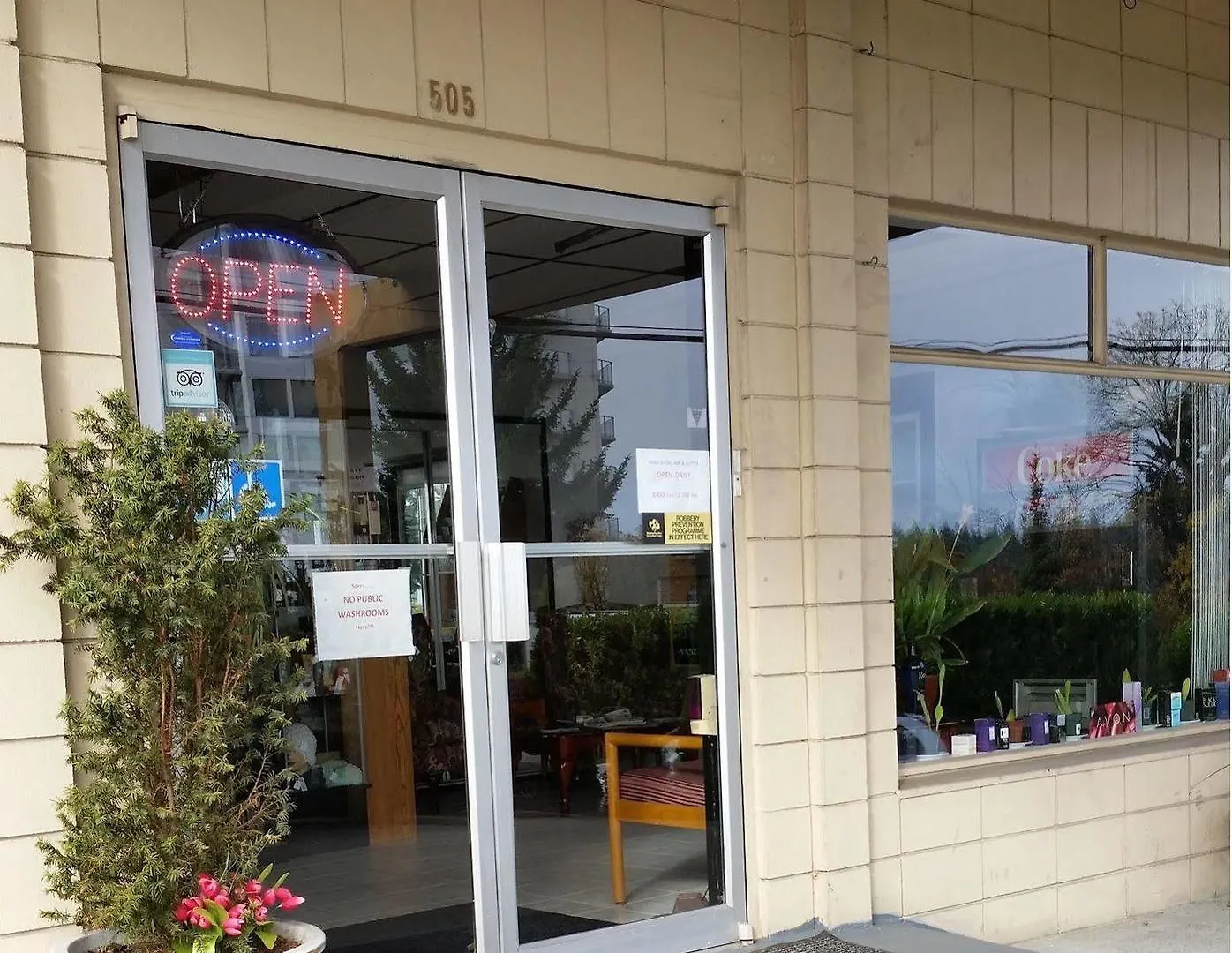 Port-O-Call Inn Nanaimo